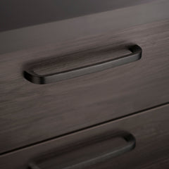 Malic Handle