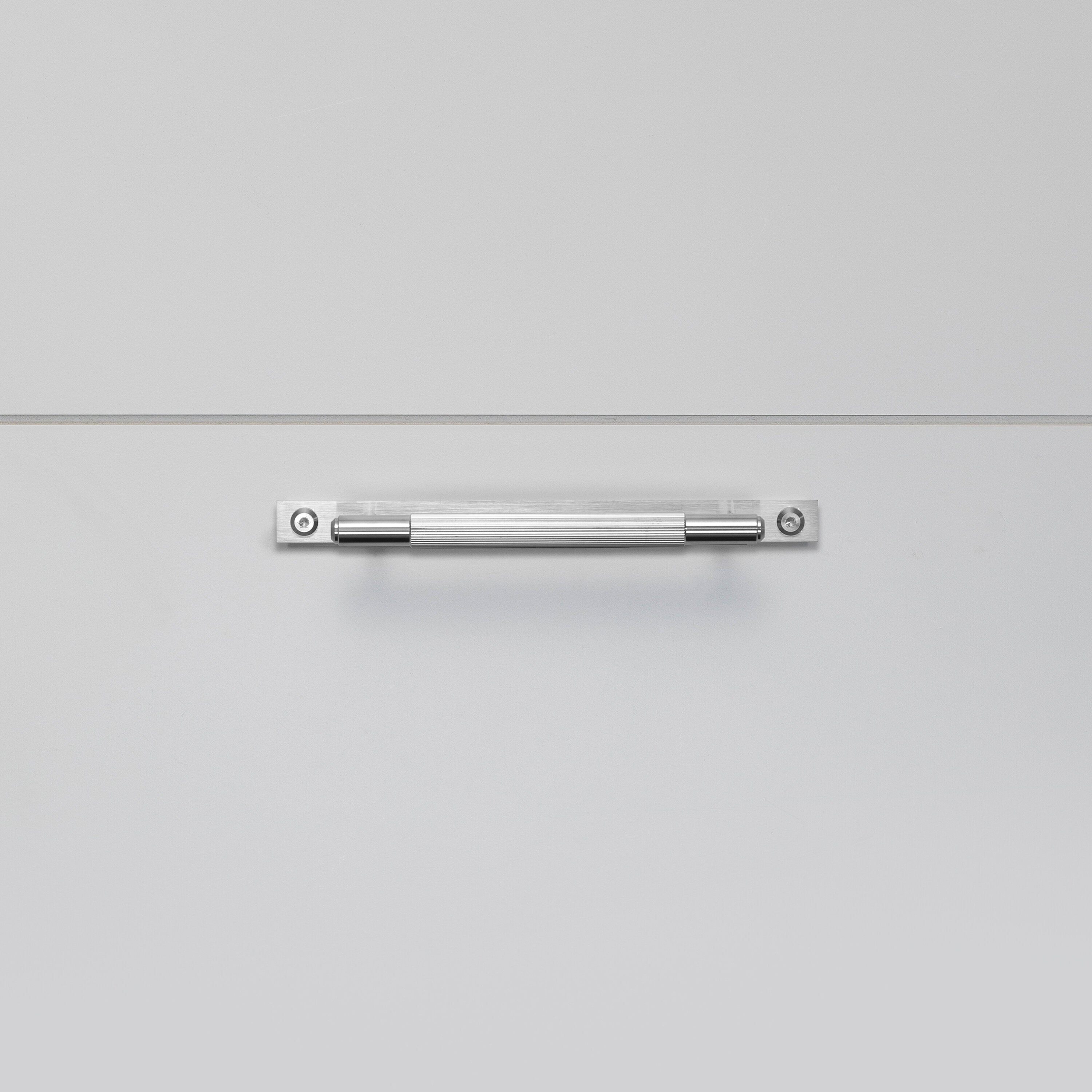 Buster & Punch - Pull Bar / Linear / Plate