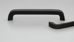 Malic Handle