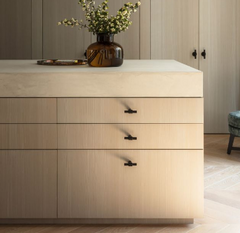 Formani - One - PB9 Cabinet T-Bar