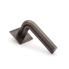 Stardust - Smooth Lever Handle on Rose