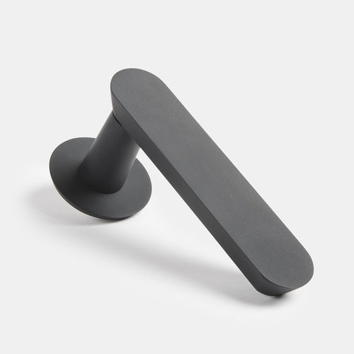 Audrey - Lever Handle on Rose