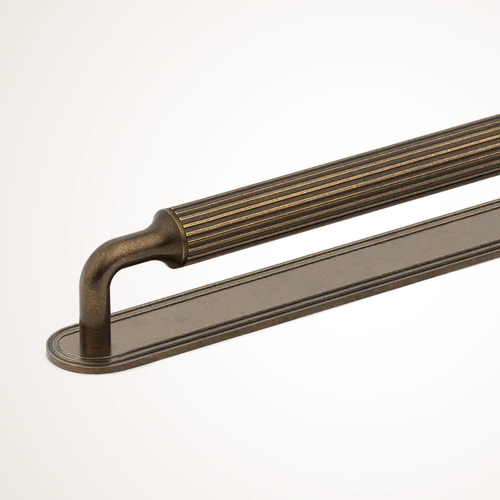 Barwick-Slim | Ridged Cabinet Handle with Backplate