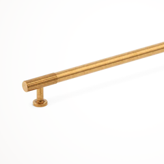 Leebank | Appliance Pull