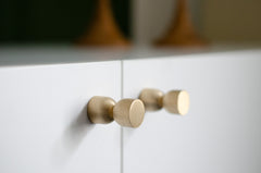 Kokeshi | Cabinet Knob - Hook