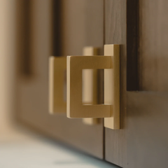 Bromwich | Finger Pull