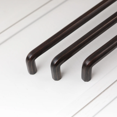 Henley | Appliance Pull
