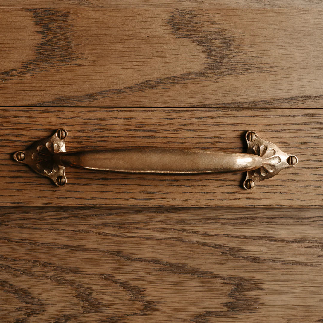 Oldbury | Fluted Cabinet Handle