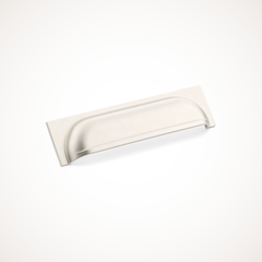 Queslett | Cup Pull