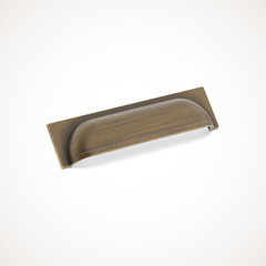 Queslett | Cup Pull