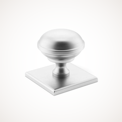 Queslett | Cabinet Knob with Square Backplate