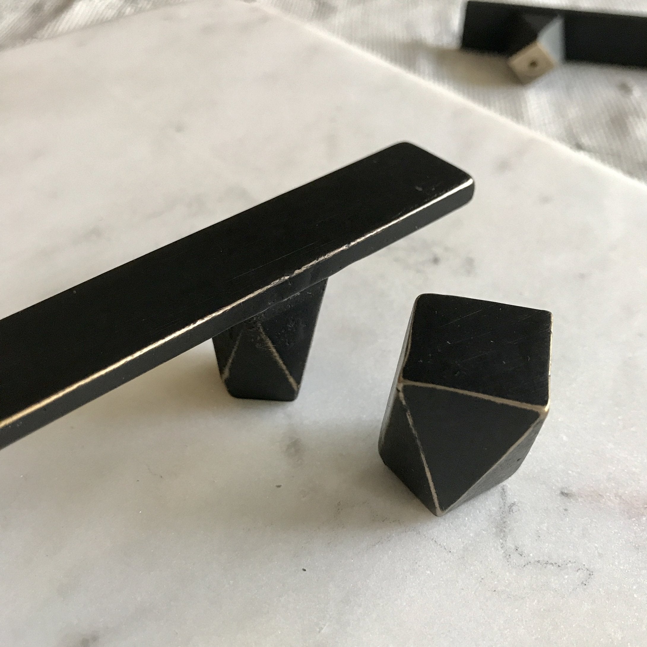GEO Series 7" Handle.